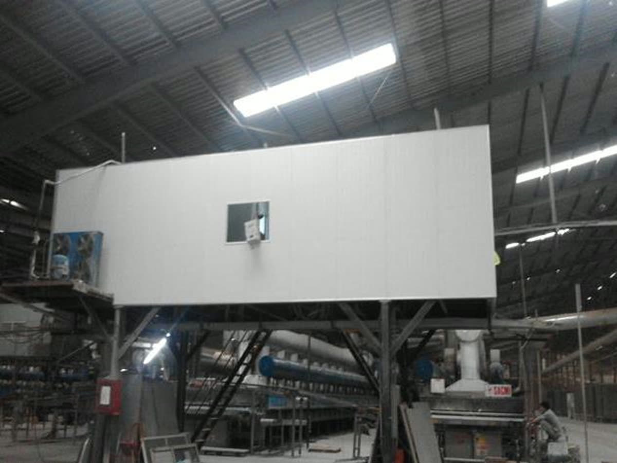 Dự án Sandwich Cabin do DongA Steel thực hiện