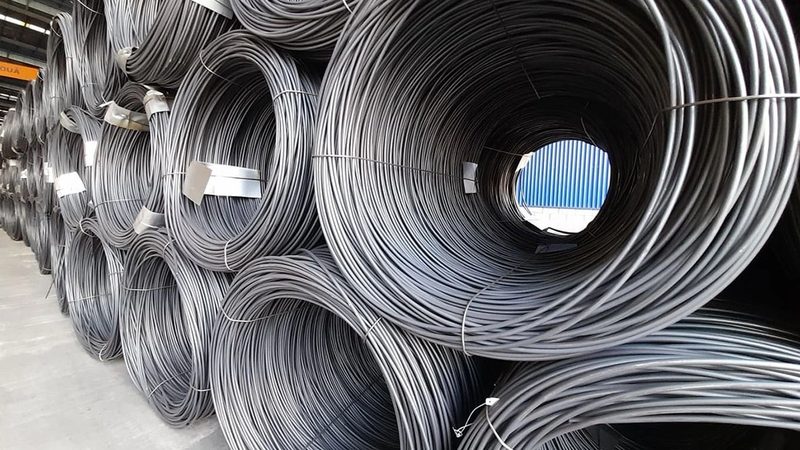 Giá thép hôm nay 19/05: Đồng loạt đi xuống